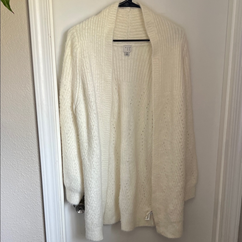 Women’s A New Day Fuzzy Long Puff Sleeve Cardigan Size M